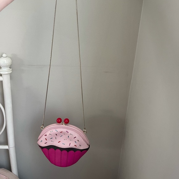 kate spade cupcake crossbody purse - Picture 2 of 3
